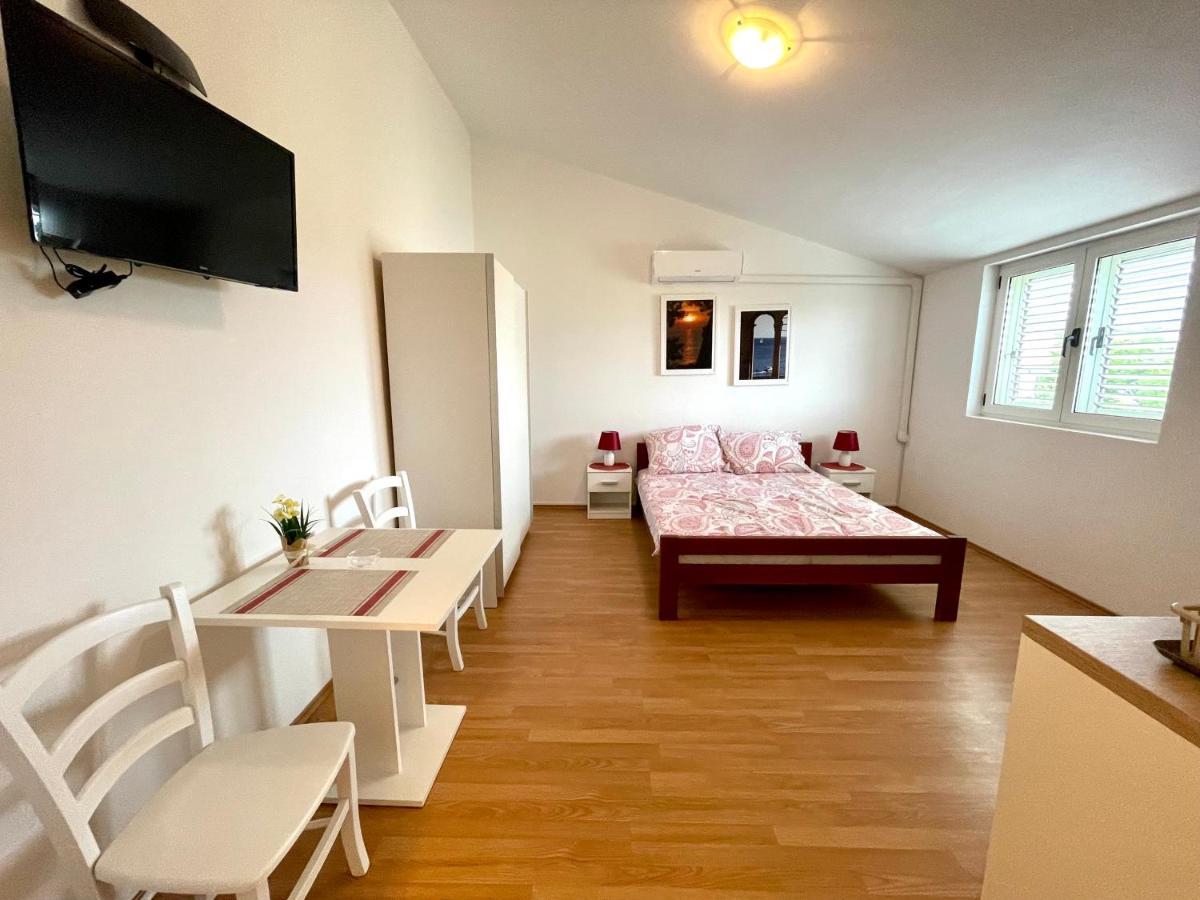 Villa Julie Jadranovo Bagian luar foto
