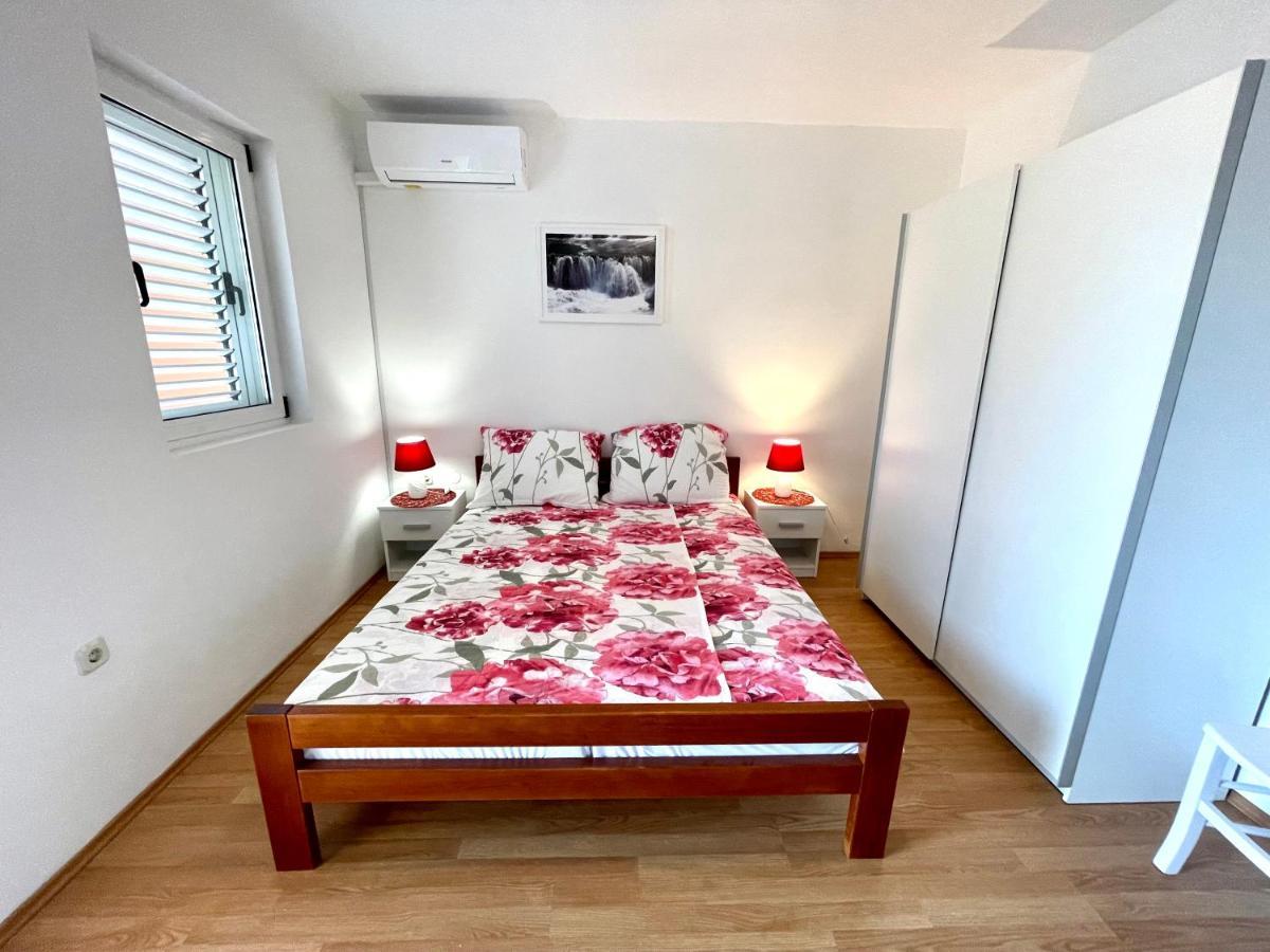 Villa Julie Jadranovo Bagian luar foto